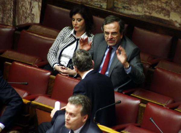 Σαμαράς και Ασημακοπούλου στην πίτα της Ν.Δ. στην Τριφυλία