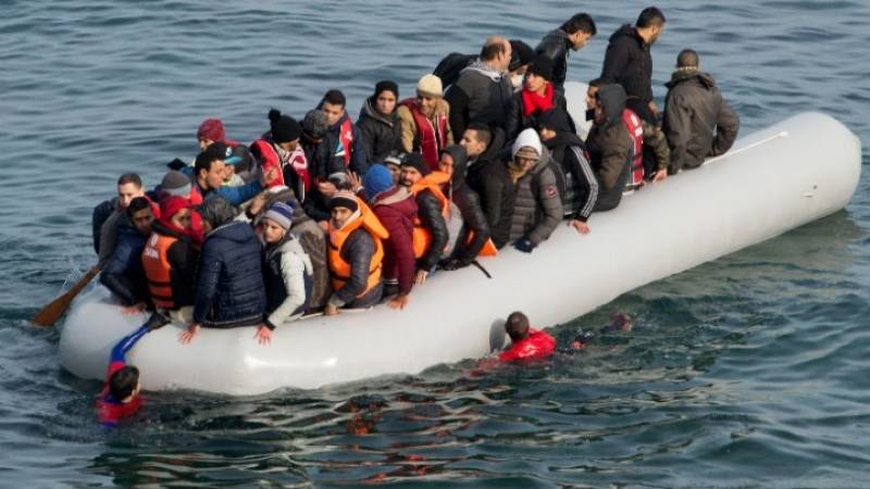 ΣΥΡΙΖΑ για πλωτά φράγματα: "Θα μας βρουν απέναντι κοινοβουλευτικά και κινηματικά"