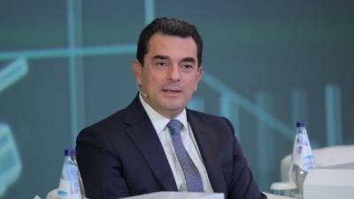 Σκρέκας: Με βάση τον στόχο της δημοσιονομικής σταθερότητας θα επαναξιολογηθεί το μέτρο του επενδυτικού clowback
