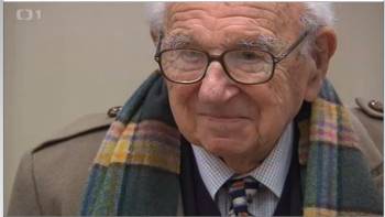 Πέθανε ο Σερ Νίκολας Γουίντον, που είχε σώσει 699 παιδιά από ναζιστικά στρατόπεδα