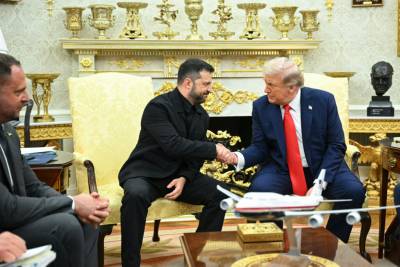 Στον Λευκό Οίκο ο Ζελένκσι και οι Ευρωπαίοι ηγέτες (βίντεο)