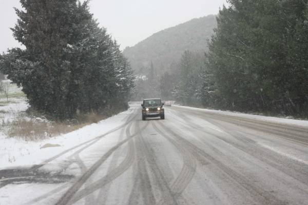 Λιγότερα τα προβλήματα στο οδικό δίκτυο της Πελοποννήσου