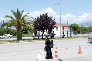 Ελεύθεροι οι μετανάστες που έκαναν απεργία πείνας 