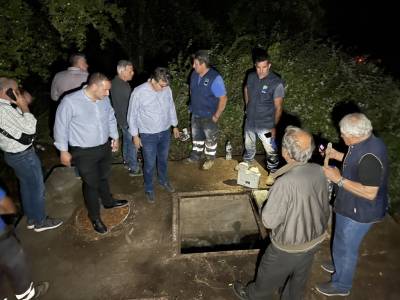 Λιγότερη επικοινωνία και περισσότερη ενημέρωση