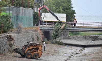 Καθαρισμός ρεμάτων και φρεατίων από τον Δήμο Καλαμάτας