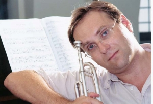 O νέος καλλιτεχνικός διευθυντής του ΔΗΠΕΘΕΚ Ν. Ξανθούλης στην "Ε": Πολιτισμός ενός τόπου είναι πρώτα αυτός που παράγεται "επί τόπου"