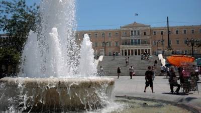 Επαναλειτουργεί το σιντριβάνι στην πλατεία Συντάγματος