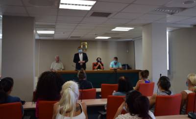 123 εργαζόμενοι στην καθαριότητα των σχολείων της Καλαμάτας