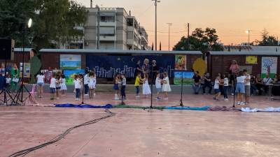 Χαμόγελα και κέφι στη γιορτή των ΚΔΑΠ της «Φάρις»