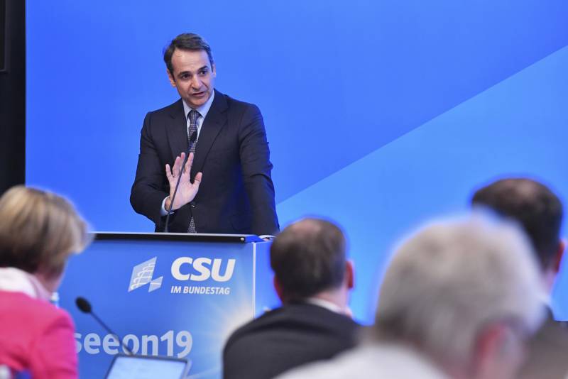 Μητσοτάκης: "Οι Έλληνες έχουν απηυδήσει με τις επιλογές του κ. Τσίπρα"