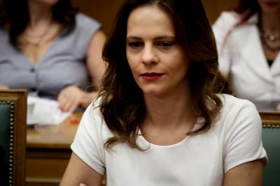 Αχτσιόγλου: "Δεν θα αφήσουμε την Ελλάδα να μετατραπεί σε έναν παράδεισο off shore και εργοδοτικής αυθαιρεσίας"