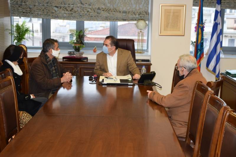 Δωρεά φορητού αυτόματου απινιδωτή στον Δήμο Καλαμάτας