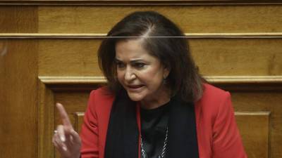 Ντόρα Μπακογιάννη: «10ετή φυλάκιση σε όποιον σπάσει το απόρρητο των υποκλοπών»