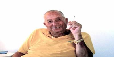 Πέθανε ο Γιάννης Πατίστας - Ο «βασιλιάς της ομορφιάς»