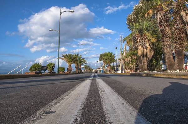 Ανακόλουθη η δημοτική αρχή για την ανάπλαση της Ναυαρίνου