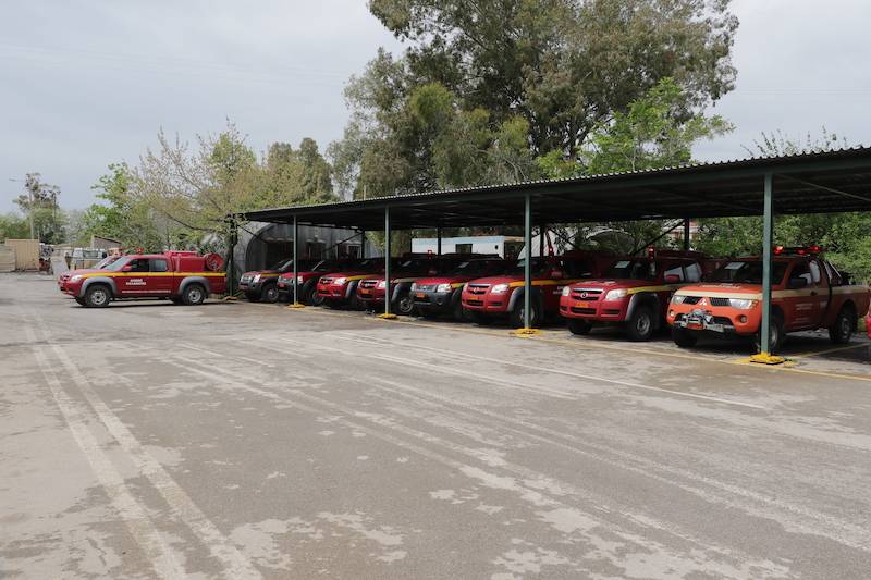 Στις θέσεις τους στα χωριά τα πυροσβεστικά του Δήμου Καλαμάτας (βίντεο)