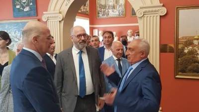 Δένδιας: Το Γκελεντζίκ γέφυρα μεταξύ Ελλάδος και Ρωσίας