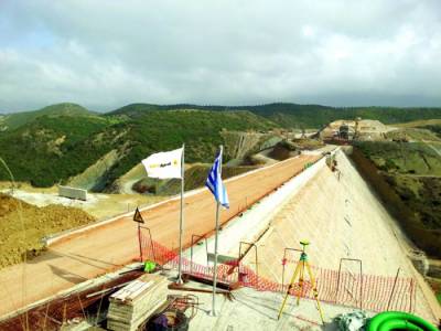 Διακοπή εργασιών στο Φιλιατρινό φράγμα