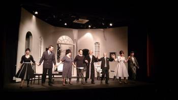 Πρεμιέρα για το "Αλίμονο στους νέους"