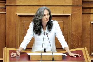 Σοφία Σακοράφα: "Ισχυροποίηση της ευρωπαϊκής Αριστεράς"