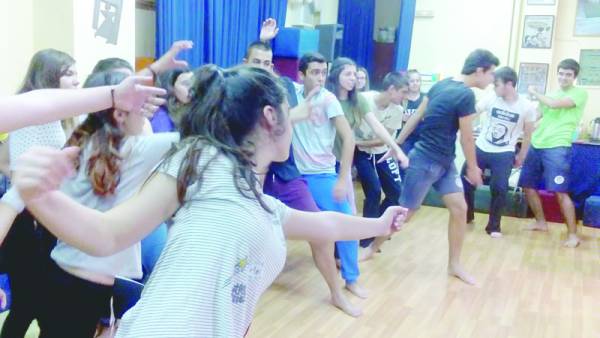 Γνωριμία με τα νέα μέλη της Πειραματικής Σκηνής