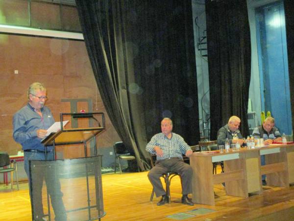 Οι συνταξιούχοι της Καλαμάτας αντιδρούν στις περικοπές των συντάξεων