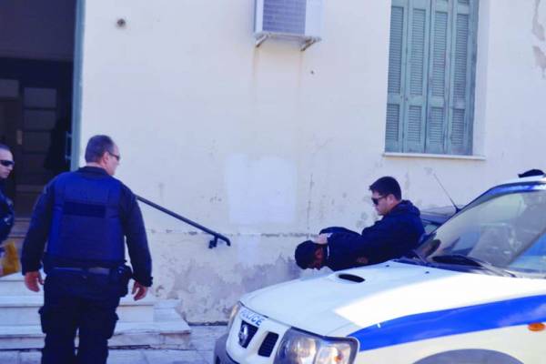 Σύμφωνα με τους συνηγόρους του: &quot;Μειωμένης αντίληψης ο ανήλικος Χωραΐτης&quot;
