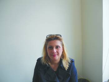 Ενήλικοι τσιγγάνοι μαθαίνουν γράμματα