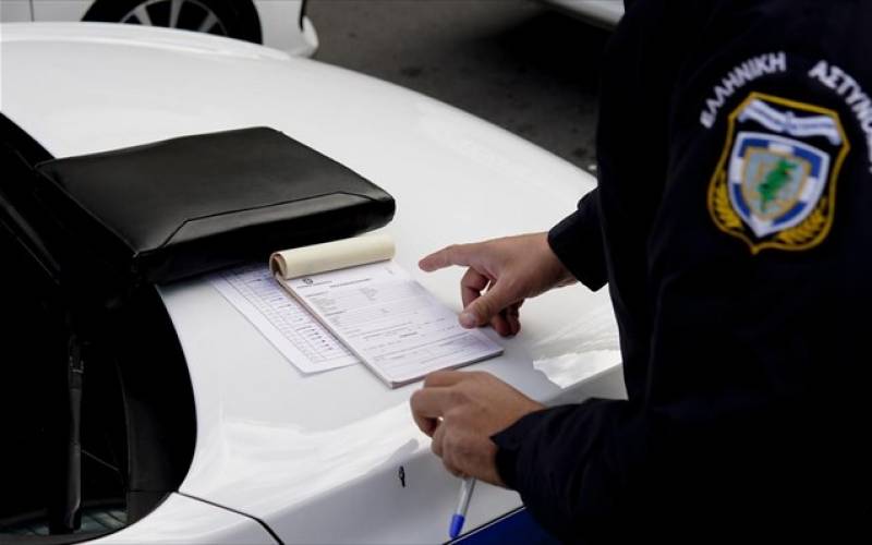 Νέα πρόστιμα 29.300 ευρώ για παράνομο εμπόριο σε 215 ελέγχους