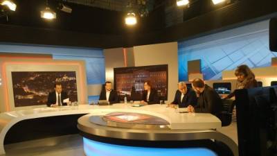 Αντιπαράθεση Παππά-Μπακογιάννη για τη Συμφωνία των Πρεσπών (Βίντεο)