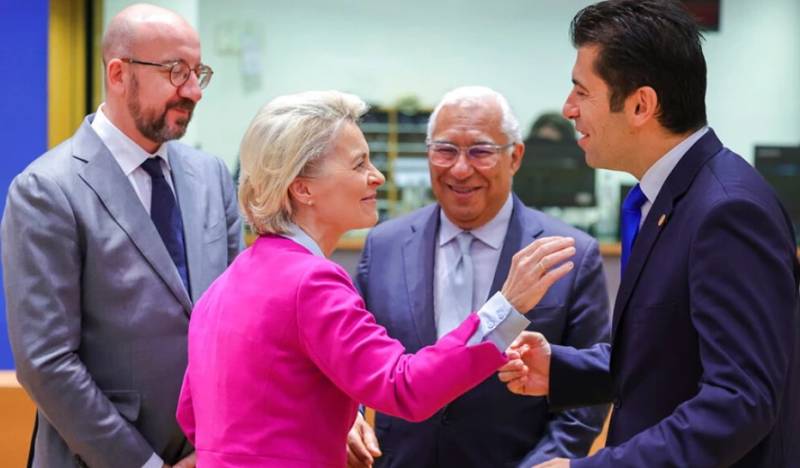 Σύνοδος Κορυφής: Ανοιχτό το ενδεχόμενο έκτακτης συνόδου τον Ιούλιο