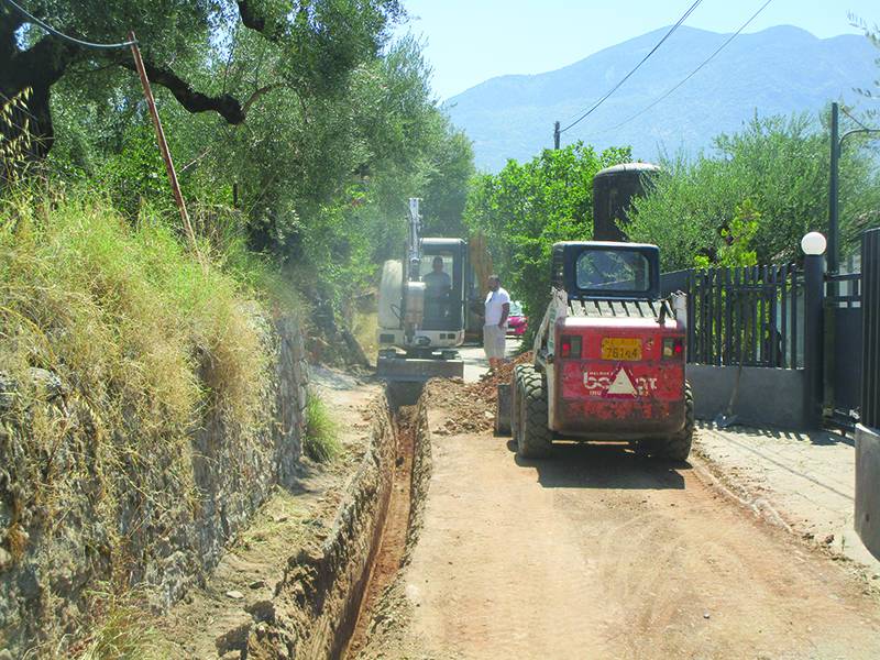 Προχωρά η αντικατάσταση του δικτύου ύδρευσης στην Καλαμάτα (βίντεο)