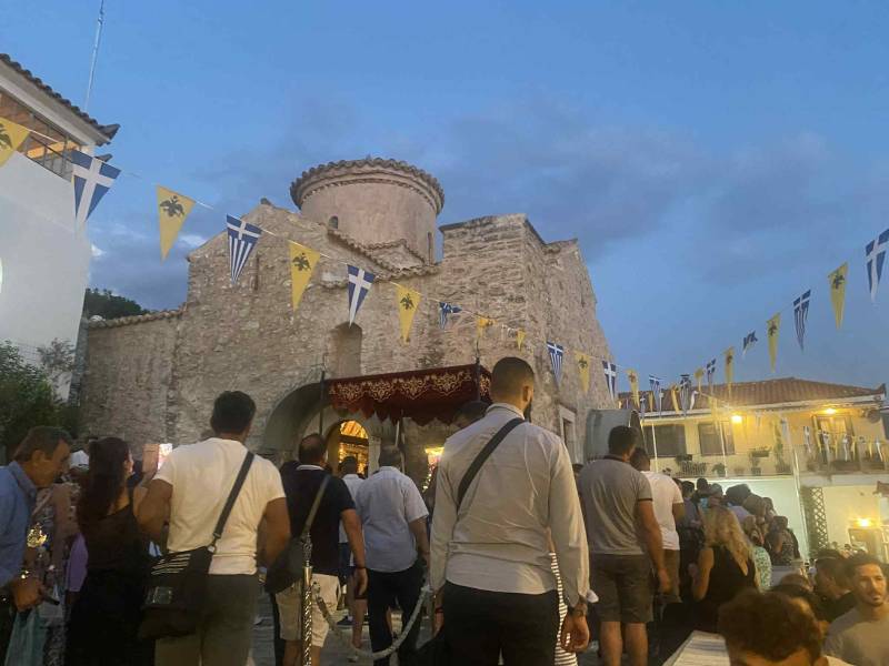 Με λαμπρότητα ο εορτασμός της Κοιμήσεως της Θεοτόκου στο Δήμο Καλαμάτας