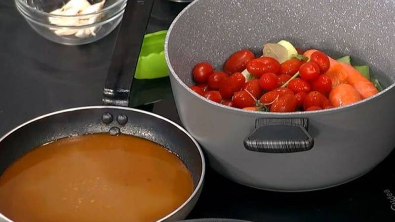 Μοσχαρίσια μπριζόλα με σάλτσα λαχανικών και καμμένο βούτυρο