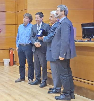 Το ΕΚΠΑ τίμησε τον καθηγητή Παναγιώτη Νιάρχο