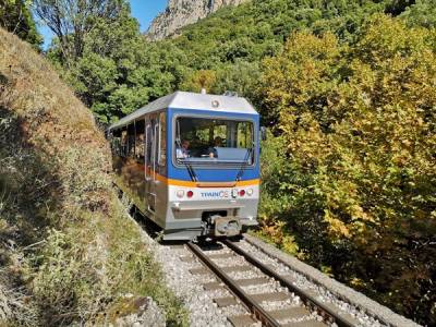 Λεφτά σε πηγάδια δίχως πάτο