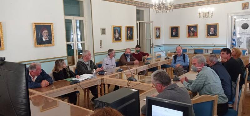 Λιμενικά έργα σε Αίπεια, Κυπαρισσία και Μάνη