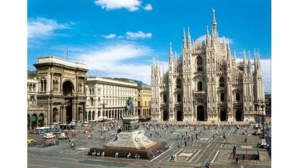 Στο Μιλάνο για τουρισμό η Νικολάκου