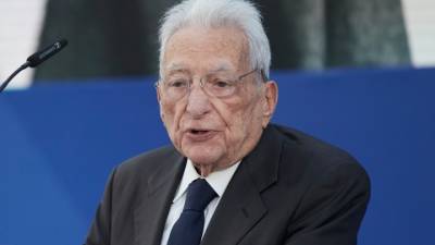 Πέθανε ο πρώην υπουργός Εξωτερικών Πέτρος Μολυβιάτης