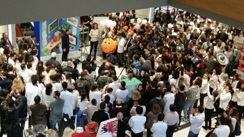 Μαθητές από Καλαμάτα στην Εμπορική Έκθεση του ΣΕΝ/JA Greece