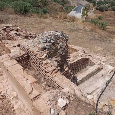 Η χαίνουσα πληγή των δημόσιων έργων 