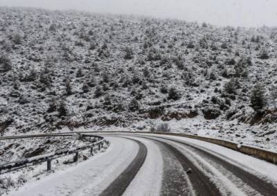 Χιονίζει σε Χαλκιδική, Σέρρες και τα ορεινά των νομών Ημαθίας, Πιερίας και Πέλλας
