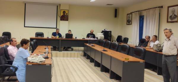 Διπλή συνεδρίαση του Δημοτικού Συμβουλίου Τριφυλίας