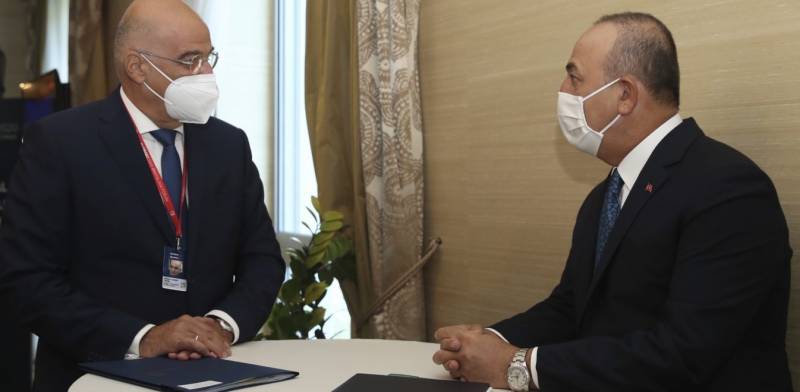 Ελλάδα - Τουρκία: Υπό προϋποθέσεις η συνάντηση του Δένδια με Τσαβούσογλου