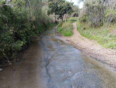 Μεγάλη διαρροή νερού στον Φ800 στα Λέικα