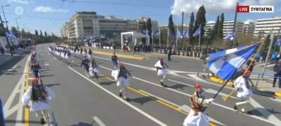 Εντυπωσίασαν οι Εύζωνες στην παρέλαση (Βίντεο)