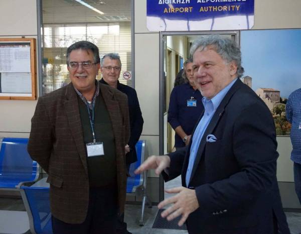 Κατρούγκαλος: "Στο ελληνικό δημόσιο παραμένει το αεροδρόμιο Καλαμάτας"