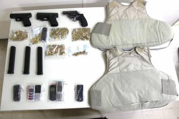 Σύλληψη ληστή - μέλους συμμορίας που είχε δράσει στην Καλαμάτα (φωτογραφίες)