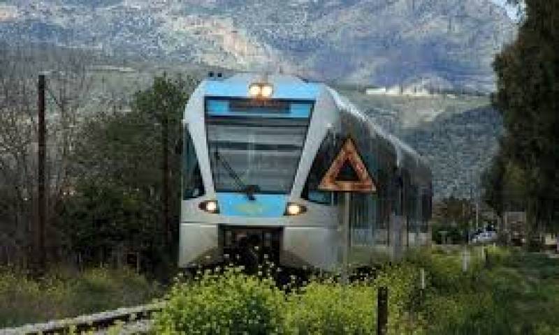 Μόνο με επιδότηση μπορεί να ξανασφυρίξει το τρένο