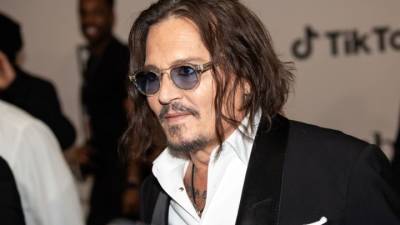 Ο Τζόνι Ντεπ σε συζητήσεις για την έκτη ταινία των «Πειρατών της Καραϊβικής»